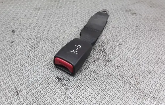 Suzuki Liana Rear seatbelt buckle