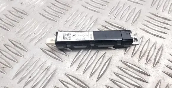 Volkswagen Sharan Aerial antenna amplifier 7N0035552J