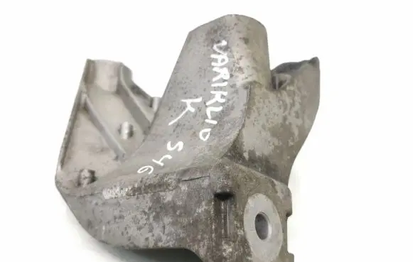 Audi A6 S6 C6 4F Engine mounting bracket 4F0199307N