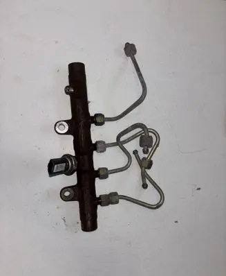 Renault Scenic II - Grand scenic II Fuel main line pipe A2C20001221 8200397346 H8200296867