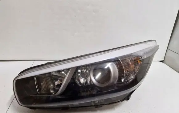 KIA Pro Cee'd II Headlight/headlamp