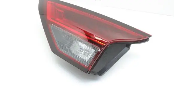 Nissan X-Trail T33 Tailgate rear/tail lights