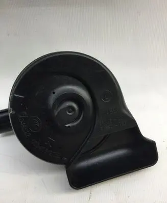 Volkswagen PASSAT B7 Horn signal A046522