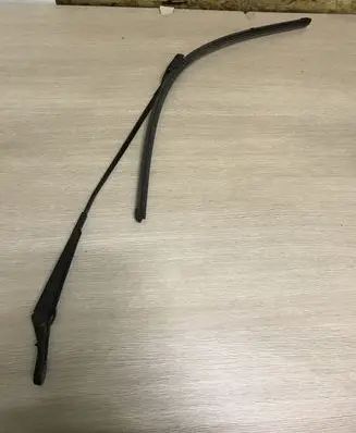 Peugeot 5008 Windshield/front glass wiper blade 9685753780