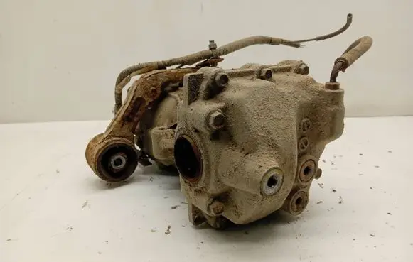 Nissan X-Trail T30 Rear differential