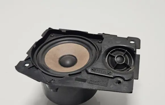 BMW 7 E65 E66 Parcel shelf speaker 6907644 5014755892 100BM21