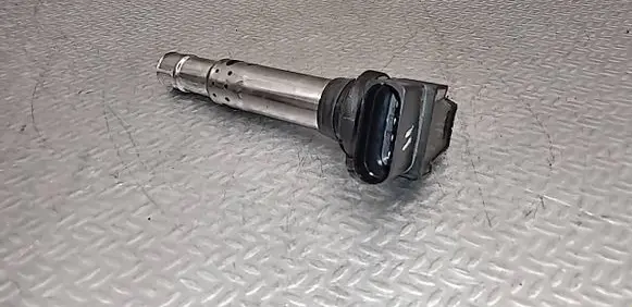 Volkswagen Jetta V High voltage ignition coil 036905715F