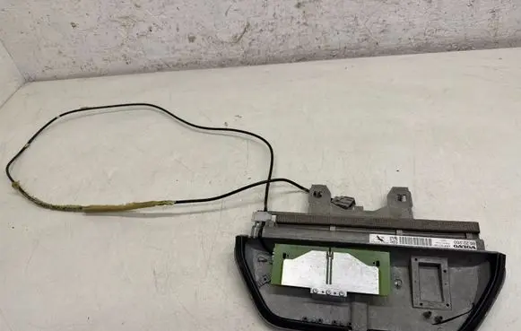 Volvo XC70 Aerial GPS antenna 8622260