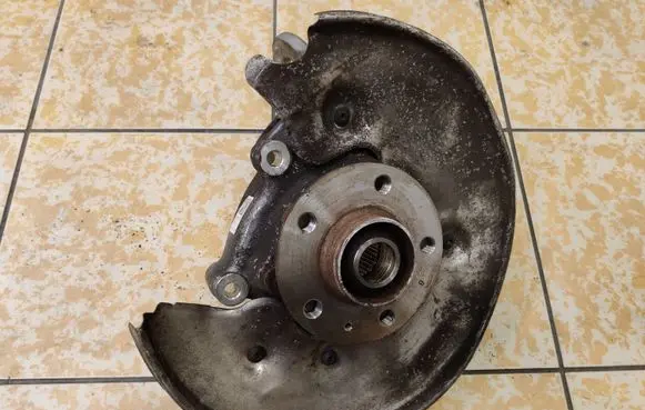 Audi A6 S6 C7 4G Rear wheel hub 8K0505432AR