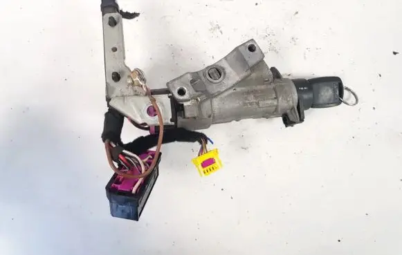 Skoda Fabia Mk1 (6Y) Ignition lock 4b0905851c