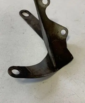 BMW 3 E90 E91 Muffler mount bracket/holder 7797589 18207797589