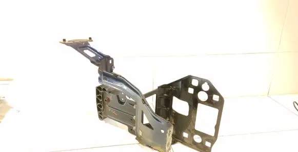 Audi e-tron Fender mounting bracket 4KE803503 4KE805851A