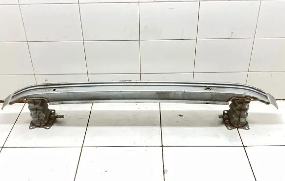Peugeot 807 Front bumper cross member