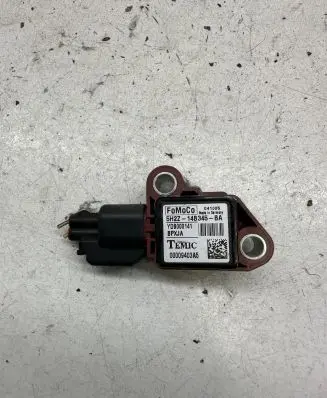 Land Rover Discovery 3 - LR3 Airbag deployment crash/impact sensor 5H2Z14B345BA YDB000141