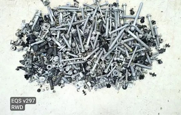 Mercedes-Benz EQS V297 Nuts/bolts 