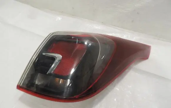 Opel Crossland X Rear/tail lights 