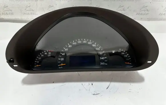 Mercedes-Benz C W203 Speedometer (instrument cluster) 2035409247