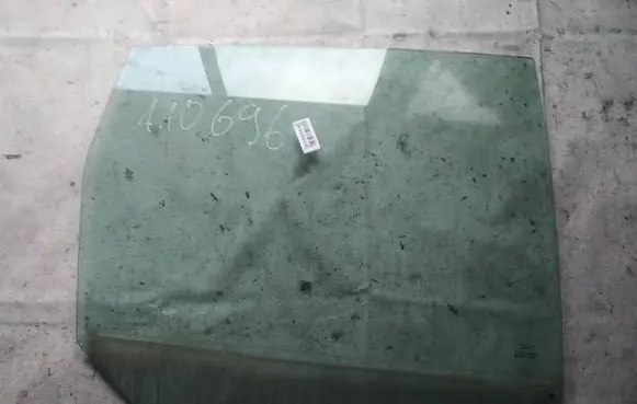 Ford Focus C-MAX Rear door window glass as2