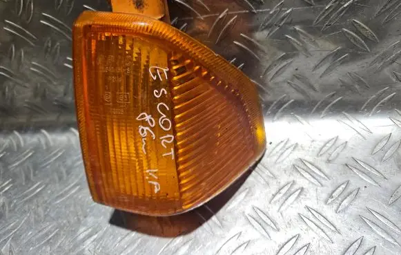 Ford Escort Front indicator light 11640131S 42895