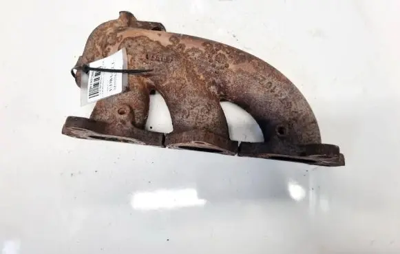 Cadillac CTS Exhaust manifold 12571102
