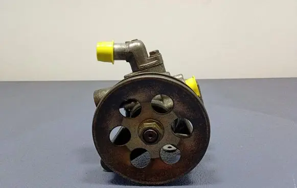 Honda Accord Power steering pump 015845Z