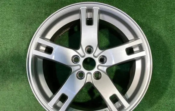 MG ZS R17 alloy rim 