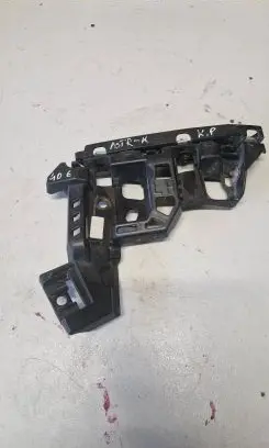 Opel Astra K Front bumper mounting bracket 39020432 PPGF20