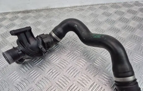 BMW 5 GT F07 Thermostat 7640917 6601544 6644619