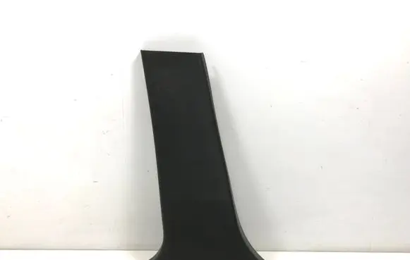 (B) pillar trim (bottom)