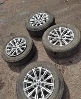 R17 alloy rim