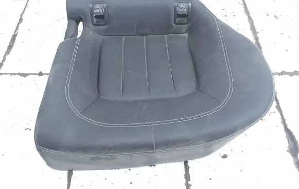 Mercedes-Benz CLS C218 X218 Rear seat A2189200616