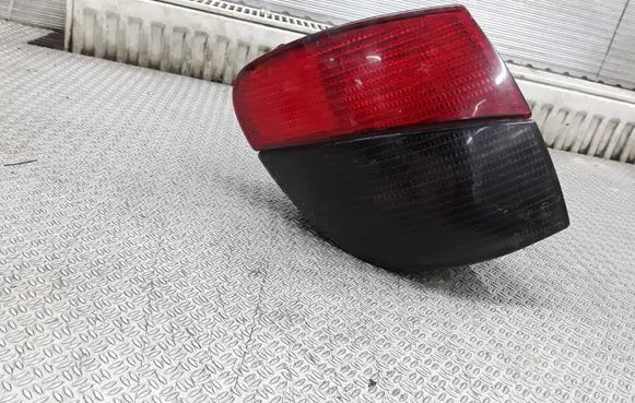 Peugeot 406 Rear/tail lights 45502