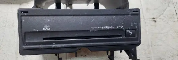 Navigation unit CD/DVD player