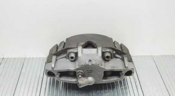 Volvo V60 Front brake caliper