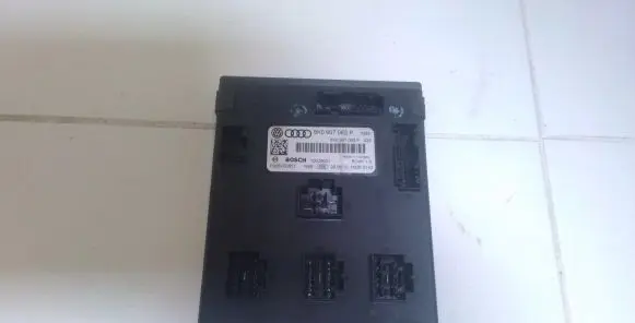 Audi A5 8T 8F Comfort/convenience module 8K0907063P 10029001