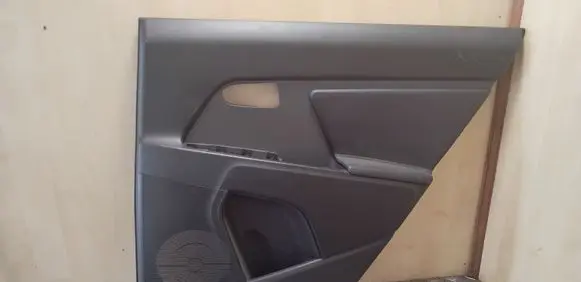 KIA Sportage Rear door card panel trim 833613U000