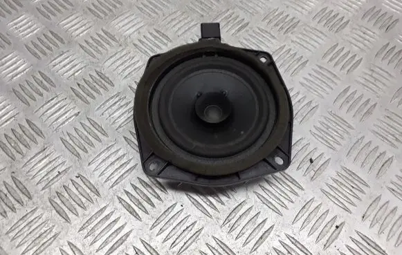 Mitsubishi Colt CZ3 Front door speaker
