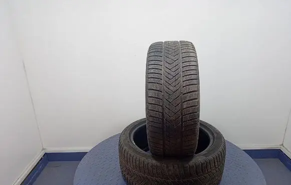 BMW X6 M R17 winter tire 8019227327861