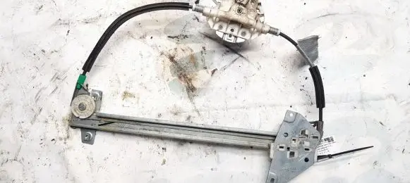 Mitsubishi Space Star Sliding door window regulator with motor