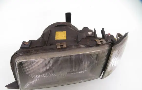 Audi 80 90 S2 B4 Headlight/headlamp 1305621464 0301075311