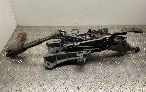 Ford Escape III Steering wheel axle set CV613C529DB