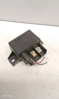 Mercedes-Benz E W211 Other relay A0025426419 0332002167 12V100A