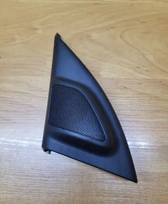 Volvo XC70 Front door speaker 30781067 08W24