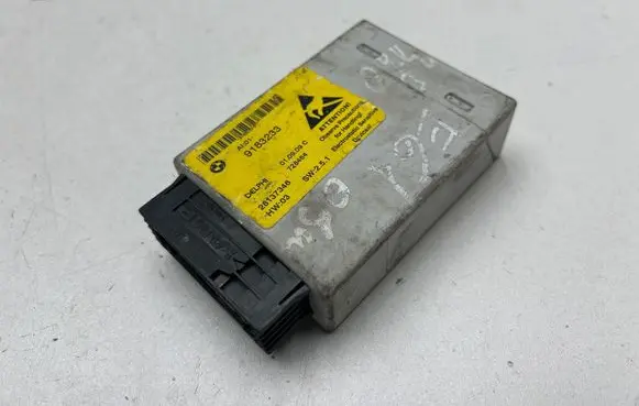 BMW 5 E60 E61 Center console control module 9183233 28137346