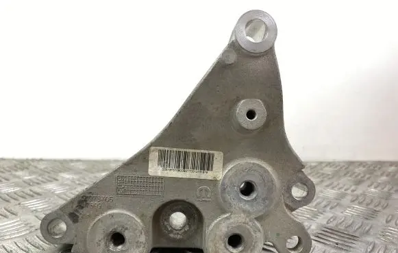 Jeep Compass Engine mounting bracket 51978706