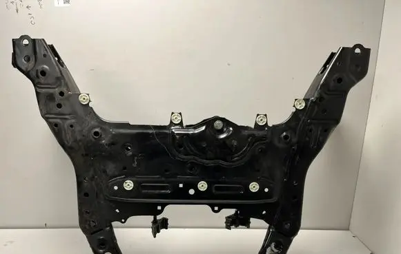 BMW 1 F70 Front subframe 8836336 6894179