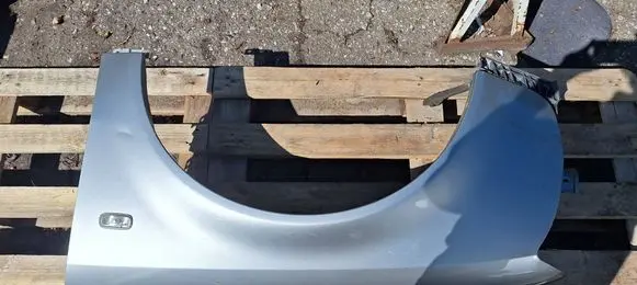 Audi A6 S6 C5 4B Fender