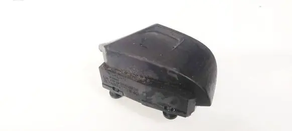 Volvo S40 Steering wheel buttons/switches 8682878 777940