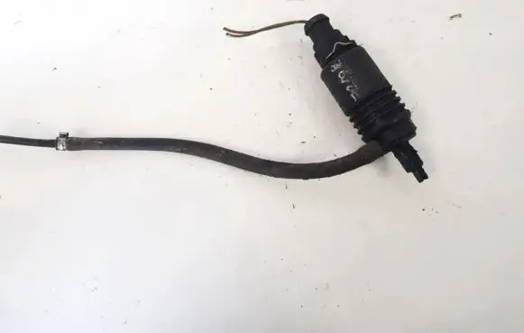 Audi A4 S4 B5 8D Windscreen/windshield washer pump 4A0955651
