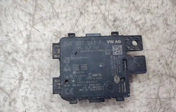 Seat Leon IV Distronic sensor radar 3WA907541 3WA907541F